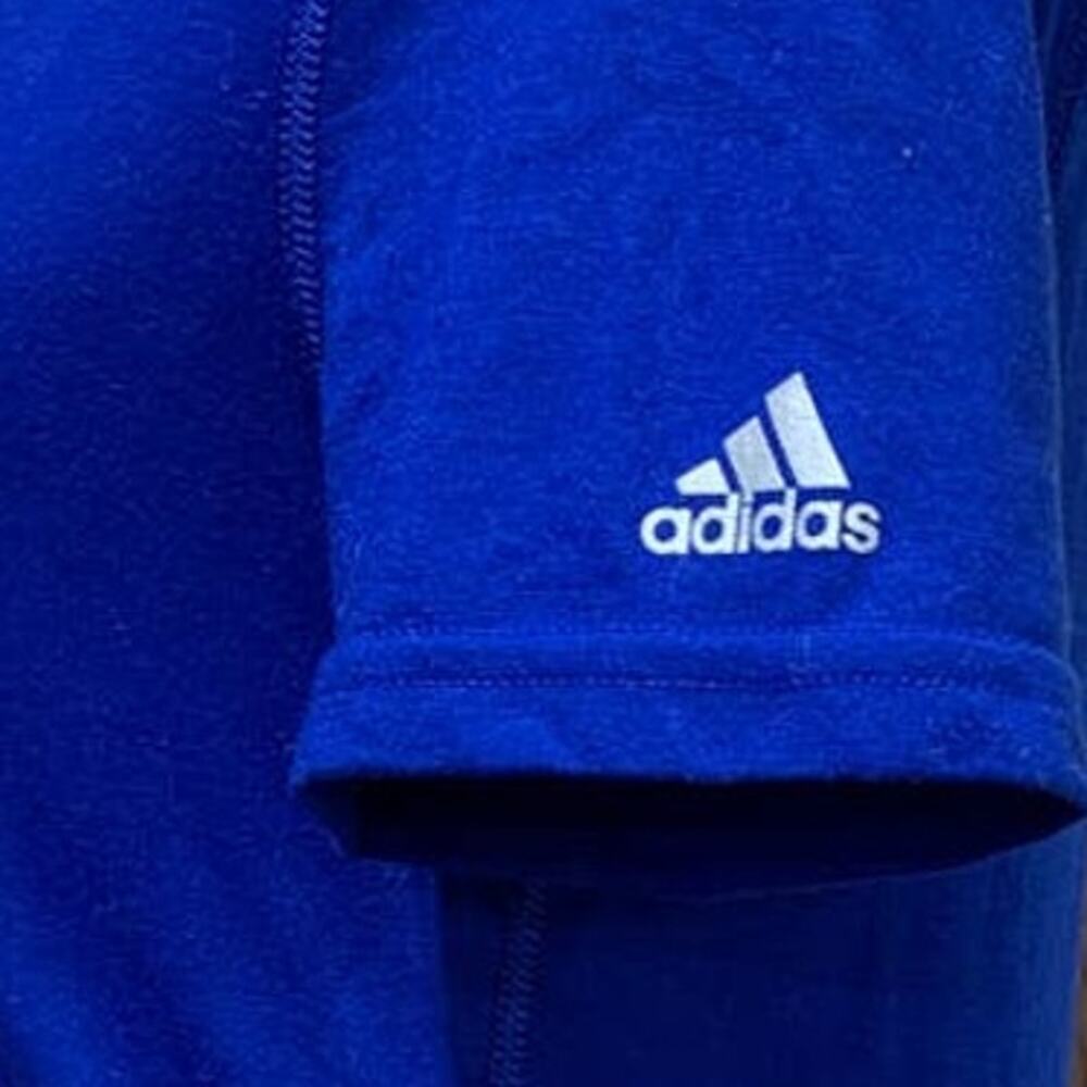 Adidas Womens Small NHL St Louis Blues Ultimate 100% Polyester V-Neck Ladies Tee - Picture 3 of 5